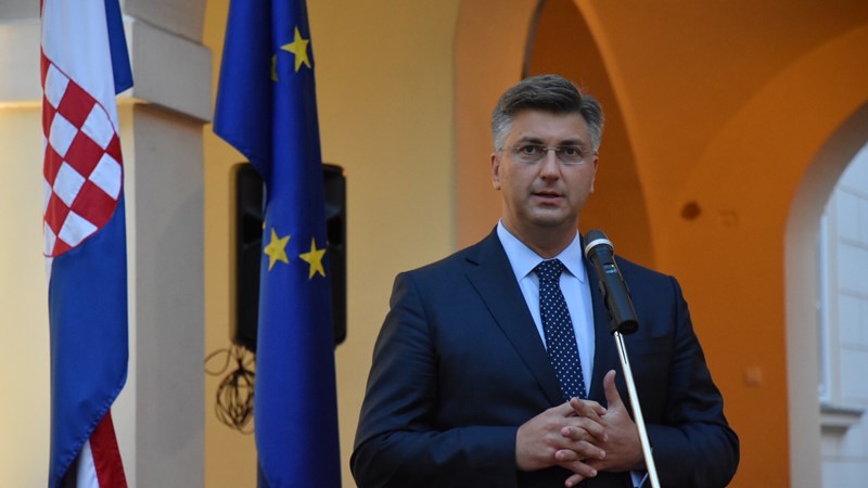 Predsjednik Vlade primio sudionike Konferencije veleposlanika, generalnih konzula i otpravnika poslova RH 